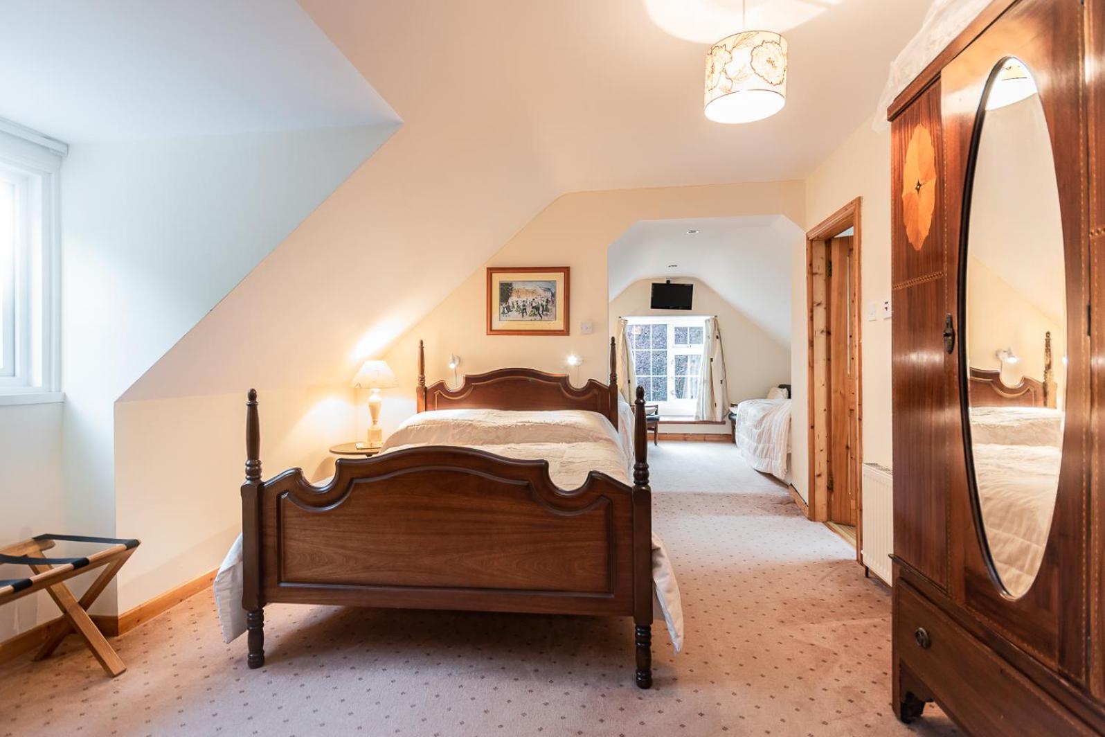 An Bruachan B&B 9/25