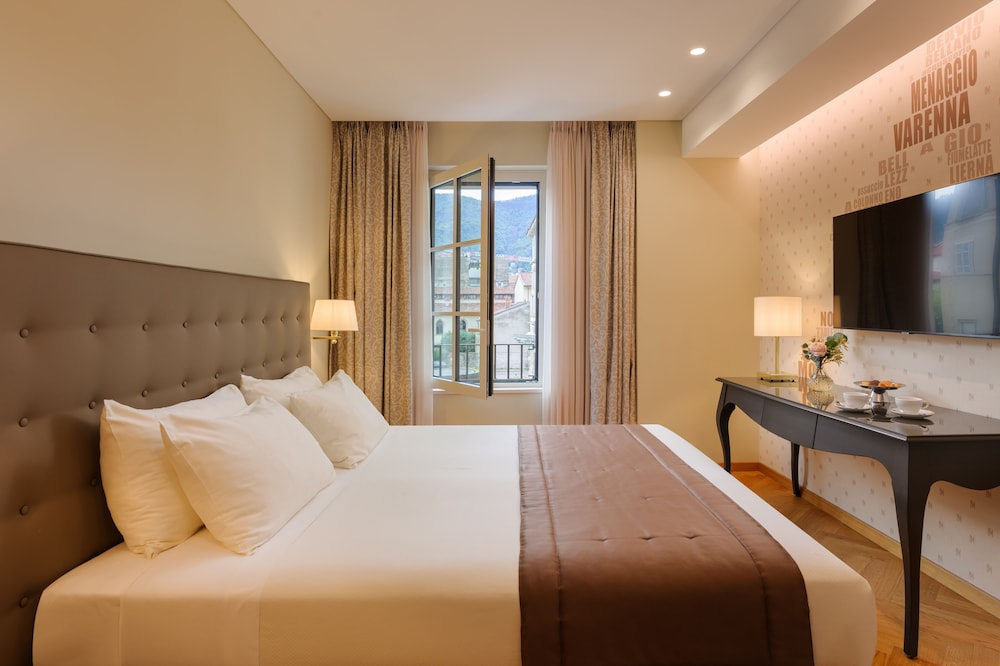 Palace Hotel 5/49