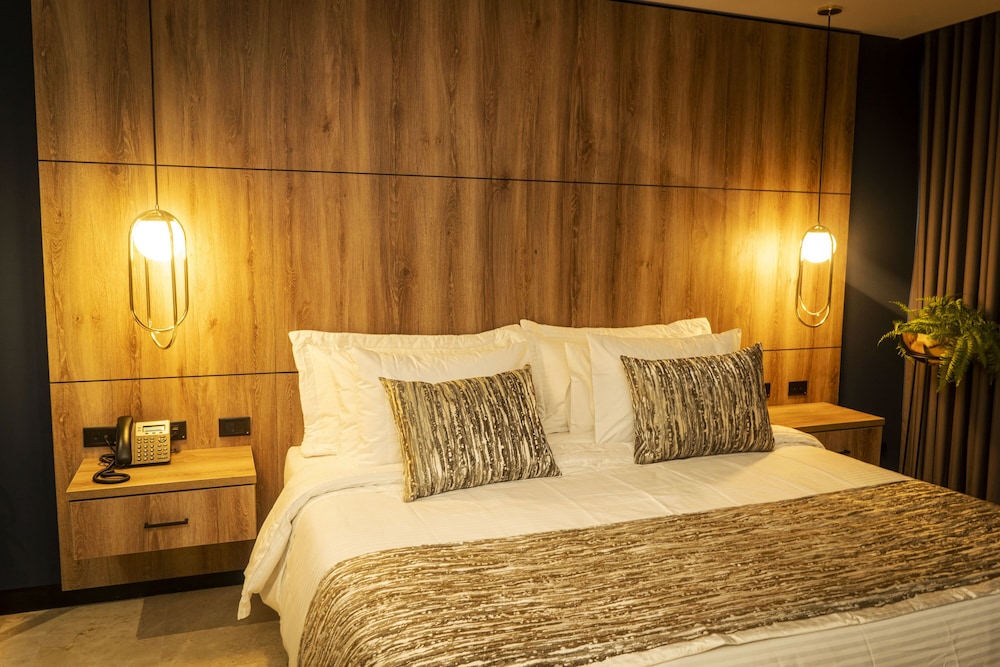 Hotel Cavalta 30/37