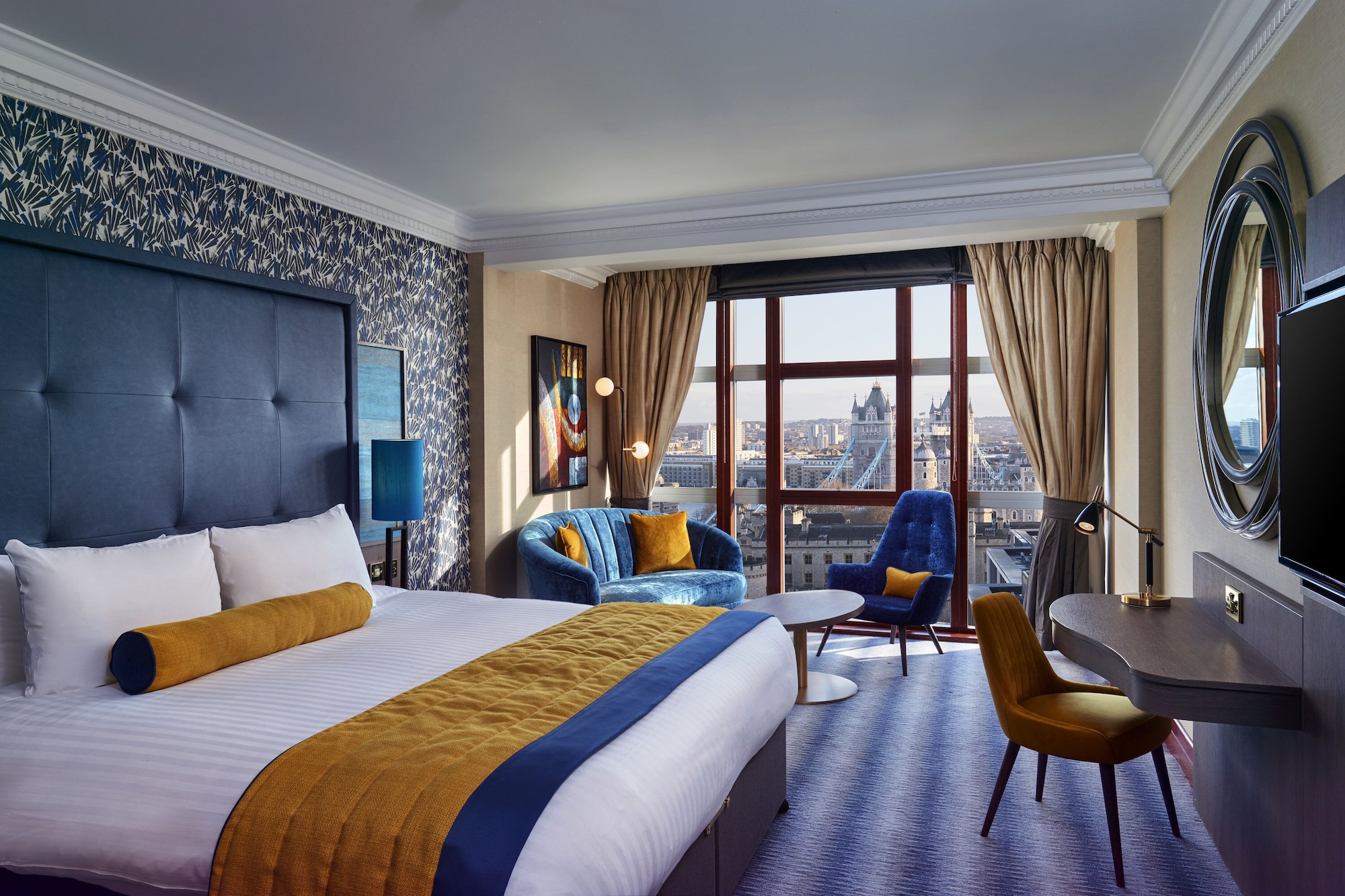 EXECUTIVE, DOUBLE BED