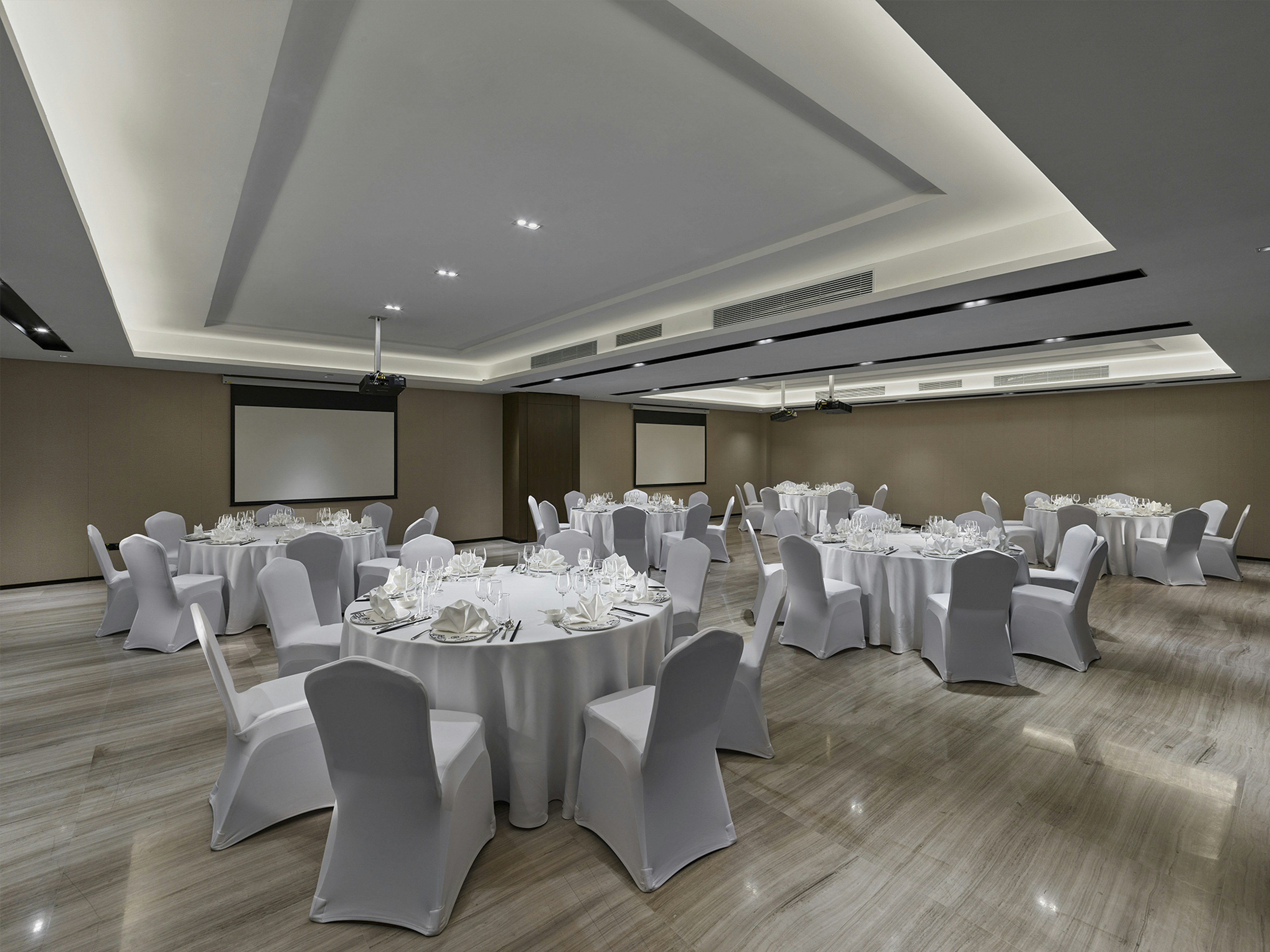 DoubleTree by Hilton Quzhou 36/49