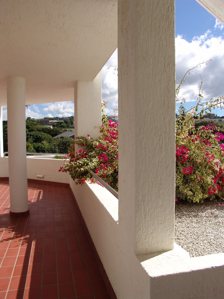 Diaz 15 House on the Bay 44/58