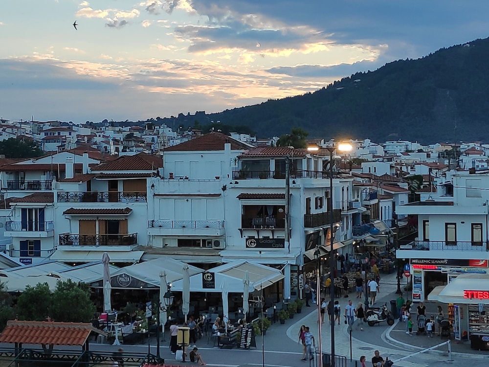 Kensho Skiathos Apartments 2/50