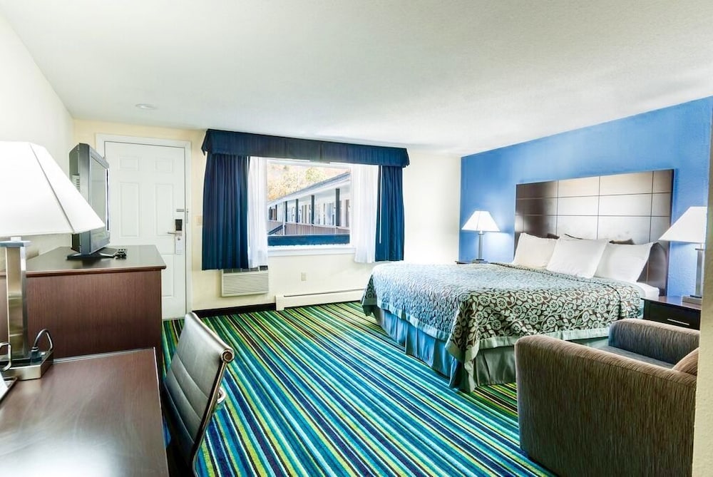 Beacon Inn and Suites 23/40