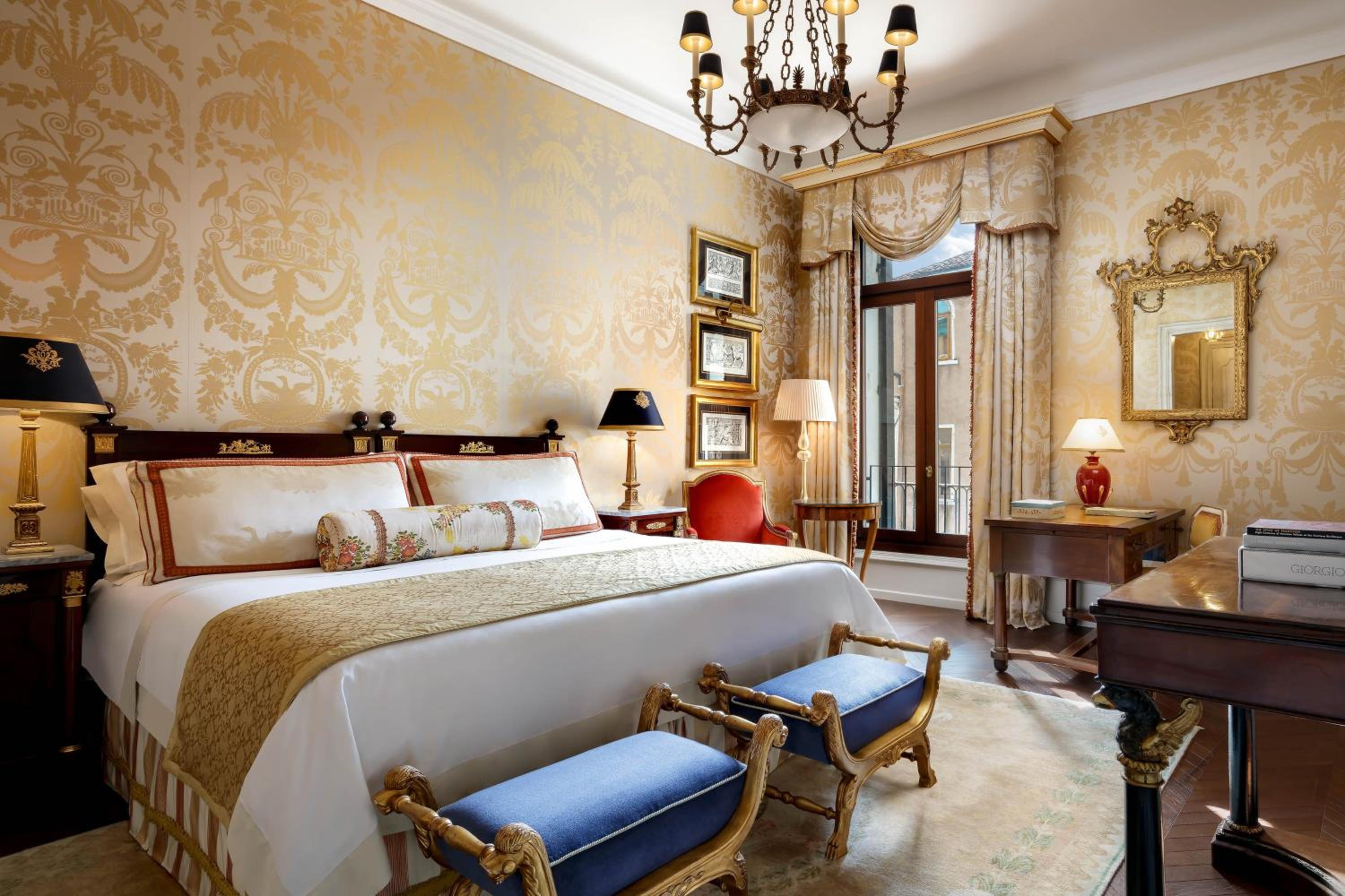 1 Bedroom, Heritage, Suite, King Bed