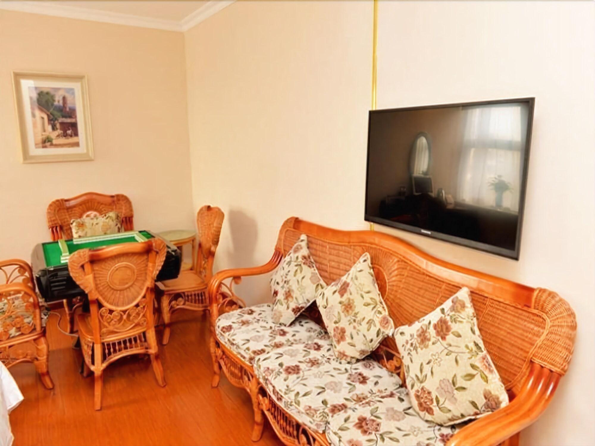 Greentree Inn Zhejiang Jiaxing Zhapu Jiulong Mountain Express Hotel 33/46