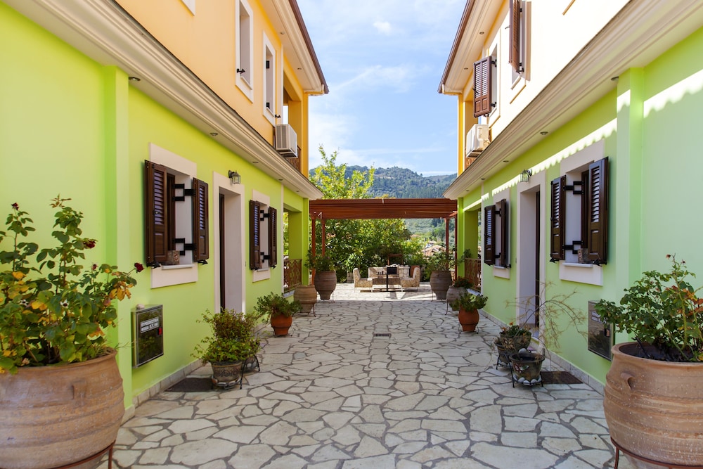 Prestige Villas 43/50