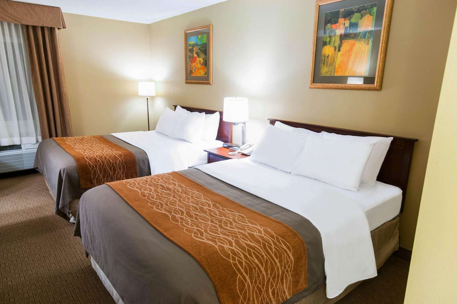 Comfort Inn New Holland Amish Country 12/33