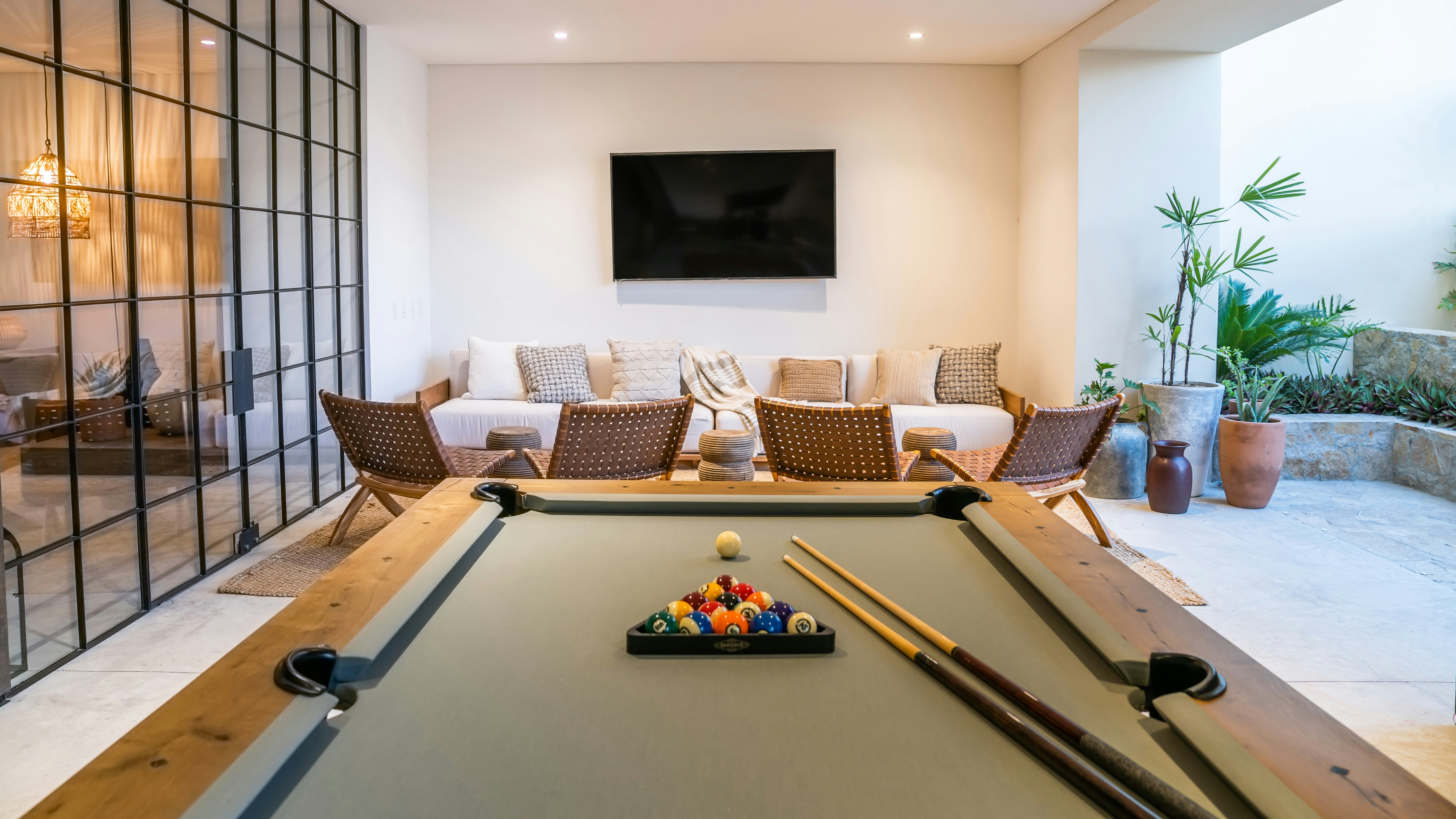1 Homes Preview Cabo 25/29