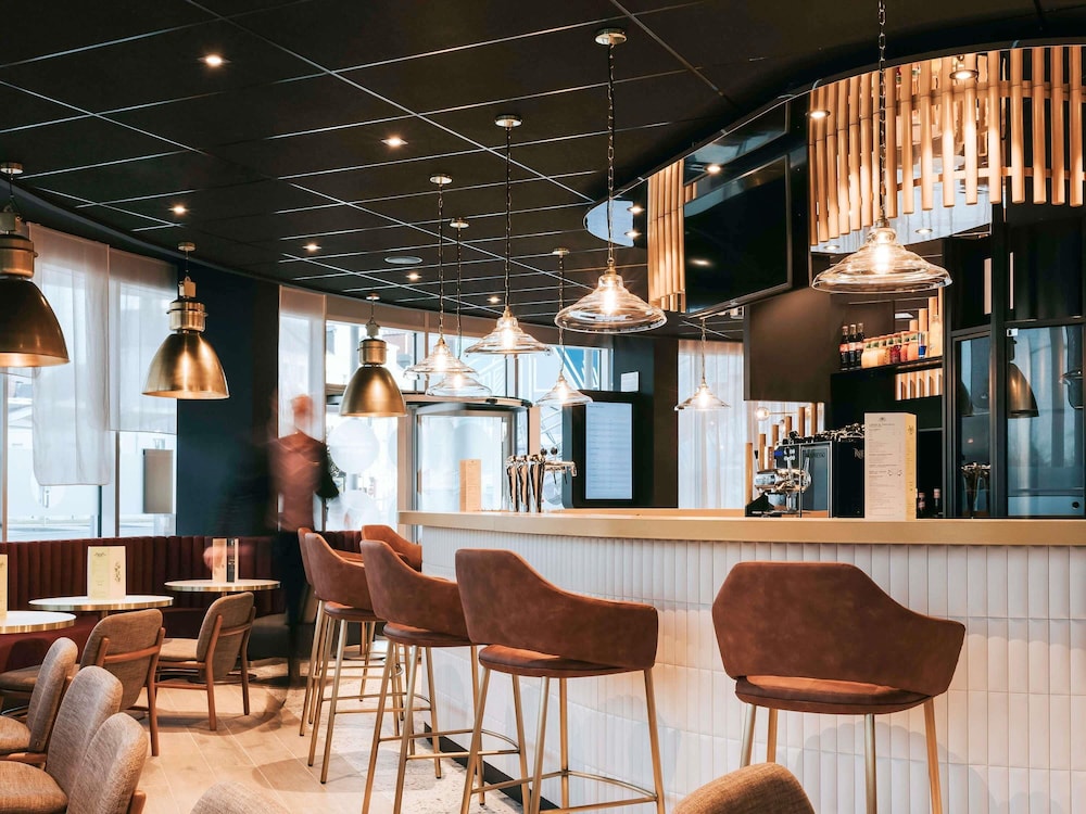 Novotel Angers Centre Gare 52/75