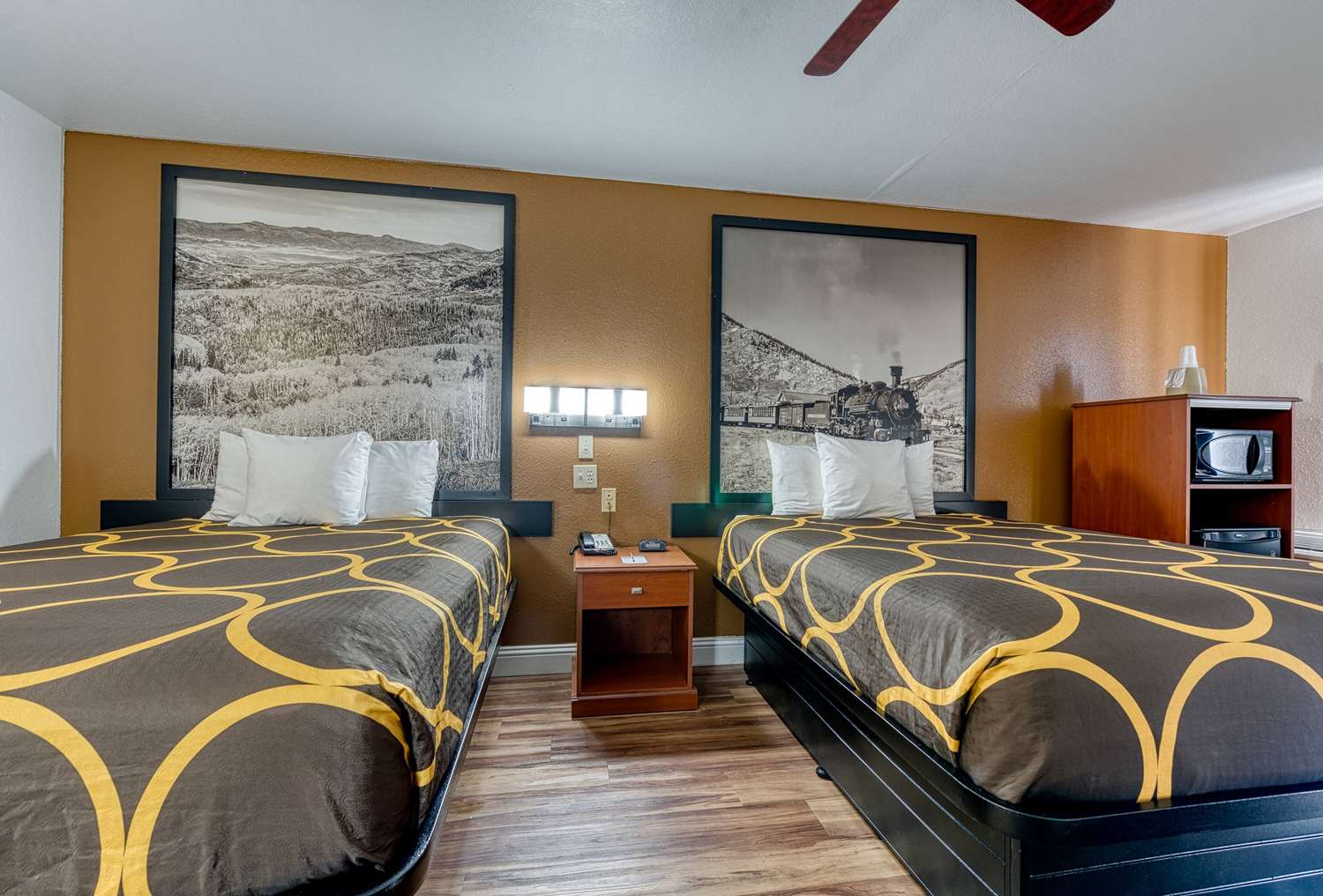 Super 8 By Wyndham Alamosa 18/51