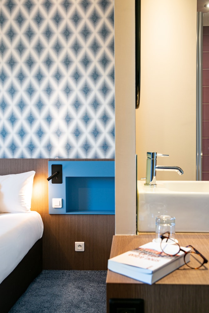 Hotel the Originals Nantes Sud Saint James 49/50