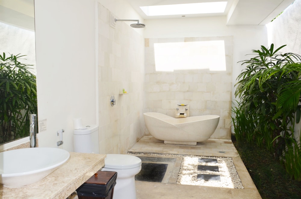 Jas Green Villas And Spa 12/56