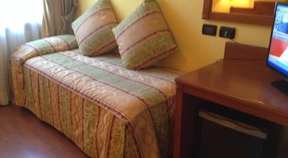 Hotel Cinzia 27/50