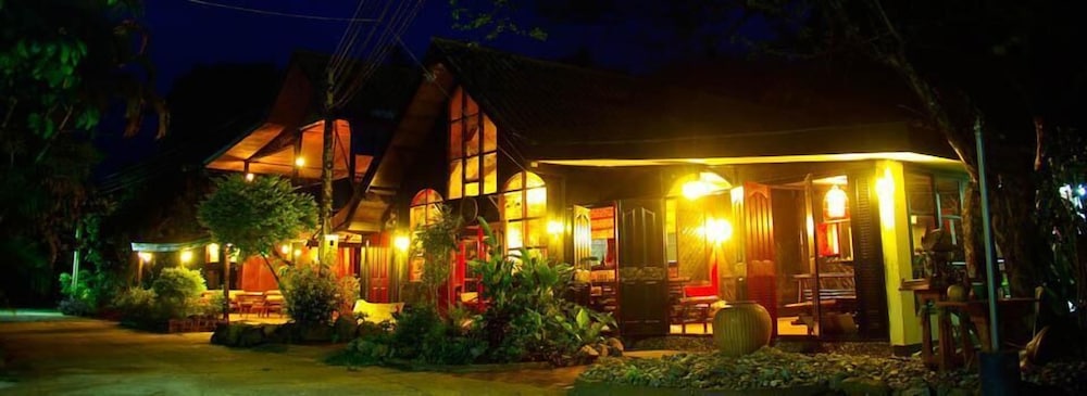 Areeya Phuree Resort photo3