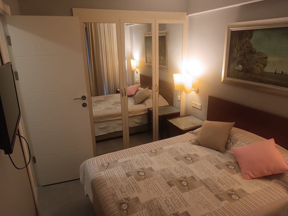 Summer Boutique Hotel 13/37