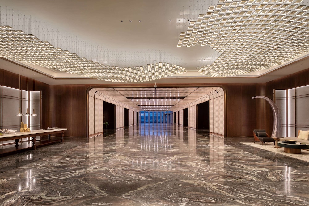 Wyndham Grand Shanxi Xiaohe Xincheng 36/62