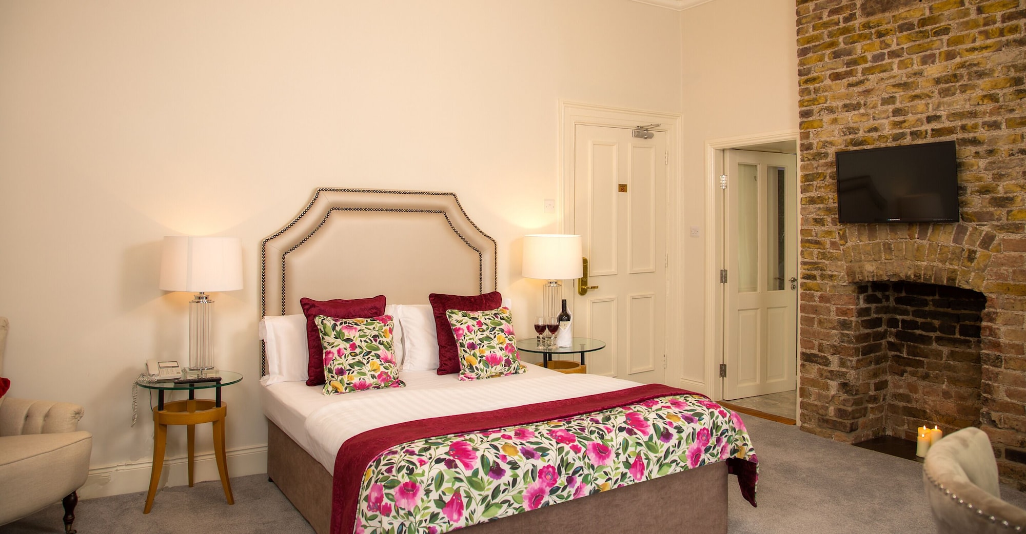 CLASSIC, DOUBLE BED