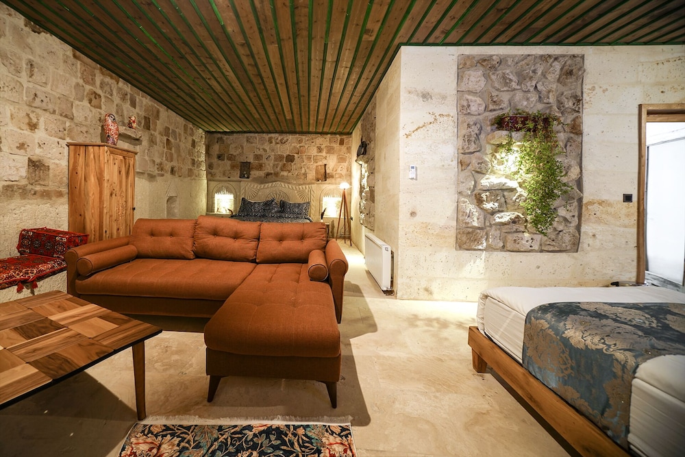 Serene Premium Stone House 29/50