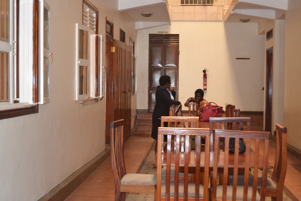 Raja Excelsior Hotel 34/50
