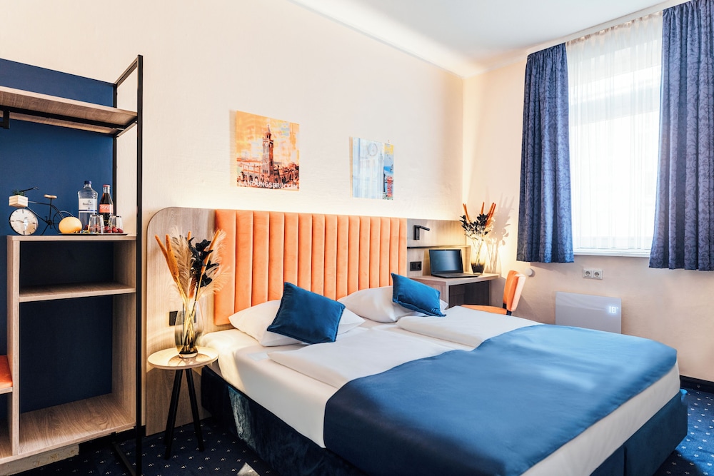 Centrum Hotel Commerz am Bhf Hamburg Altona 13/50
