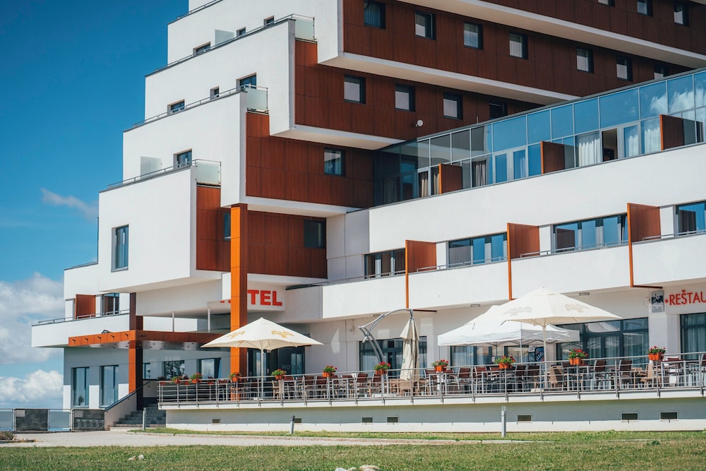 Panorama Hotel Strbske Pleso in STRBA
