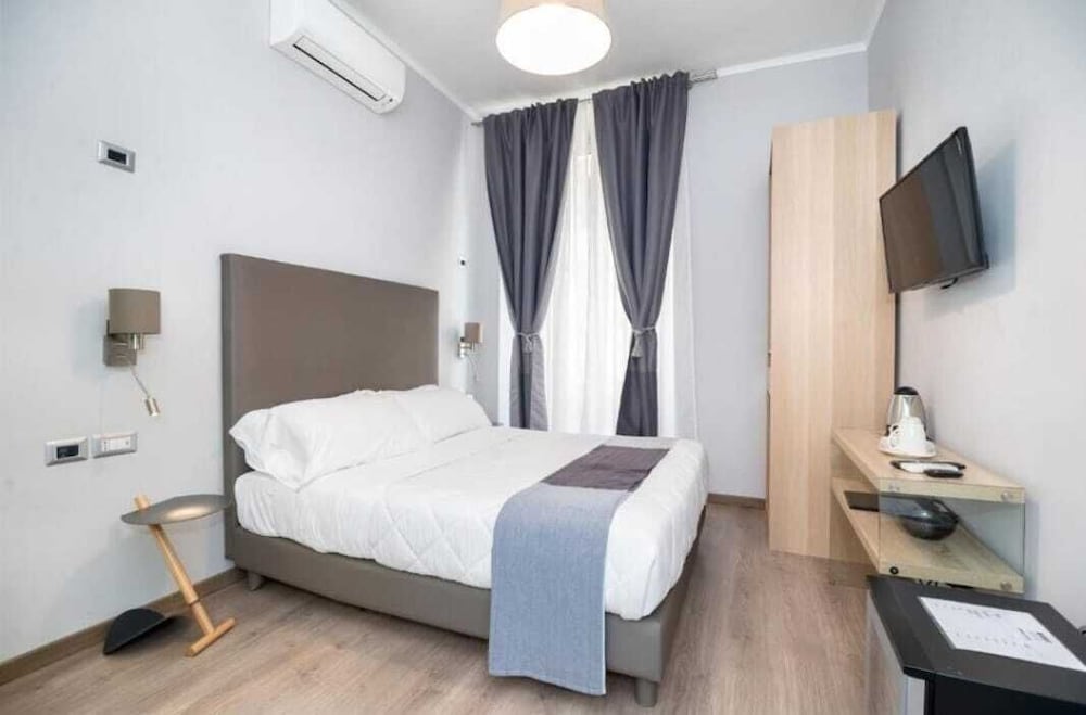 Clementi 18 Suites Rome 6/28