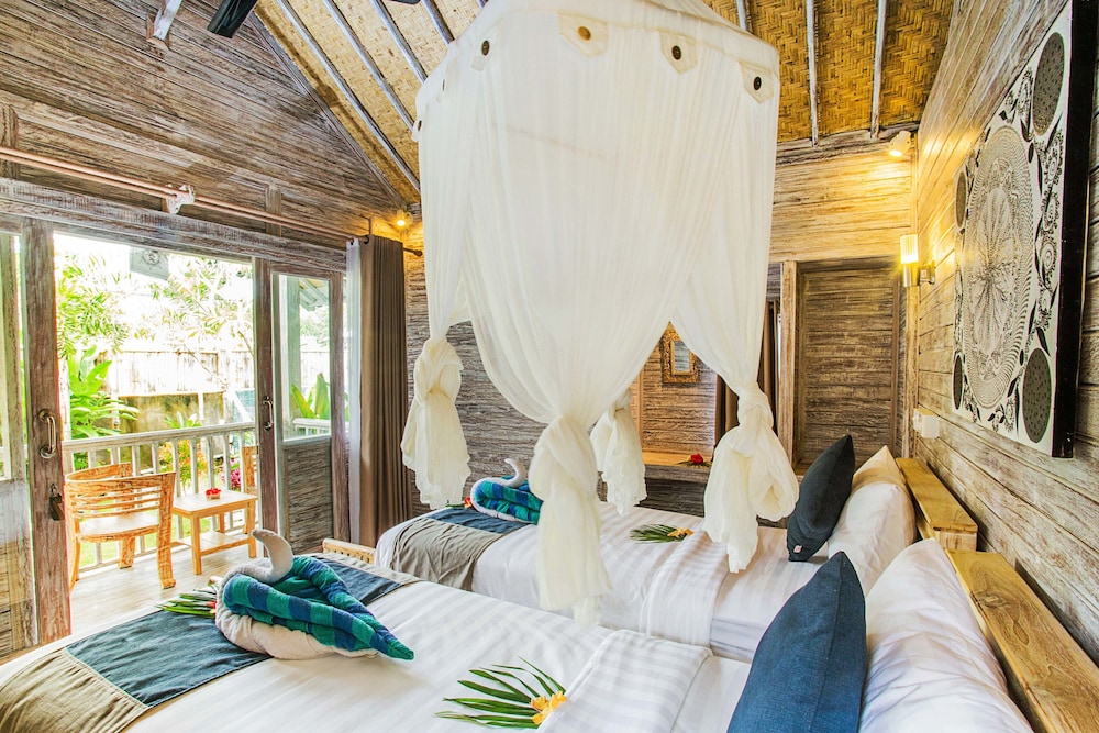 The Syron Huts Lembongan 8/45