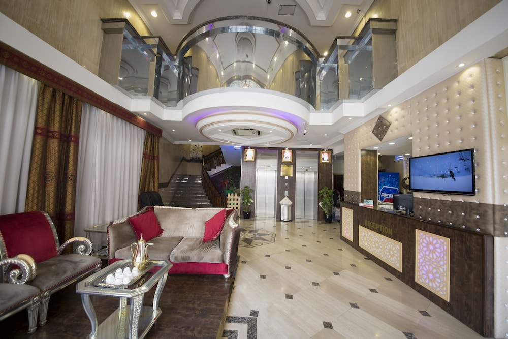 Mariana Hotel 33/50
