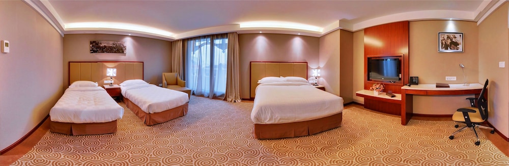 HUATIAN CHINAGORA HOTEL 54/63