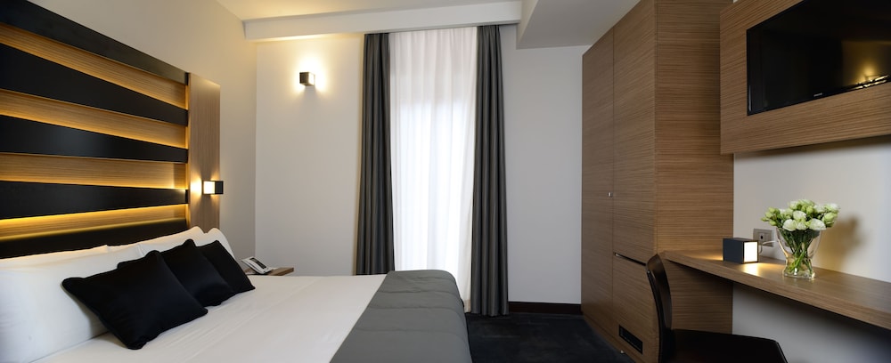 Trevi Hotel 54/79