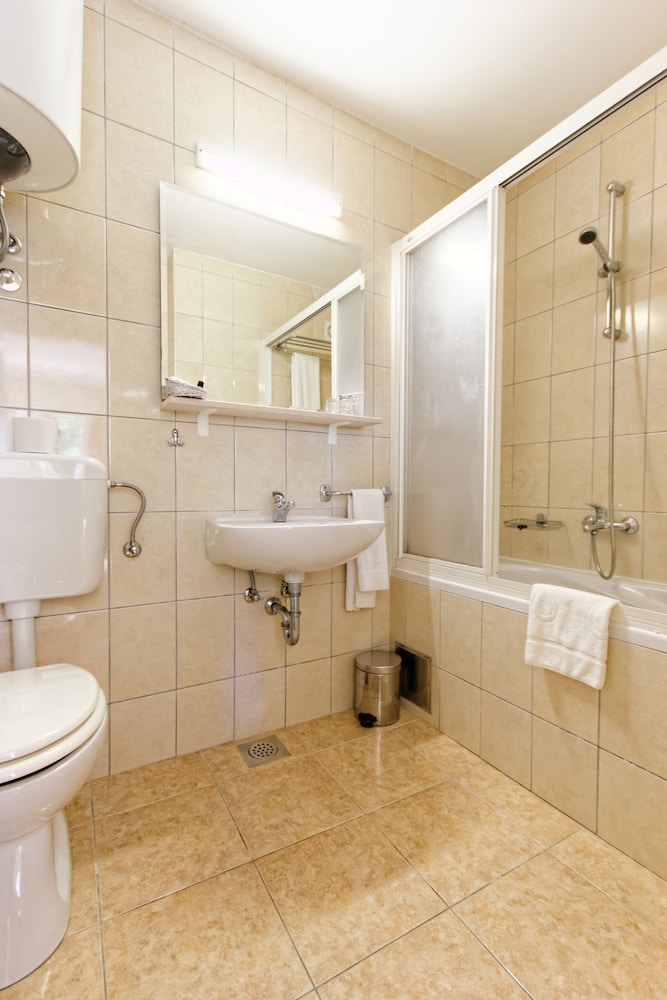All Inclusive Hotel Val 49/50