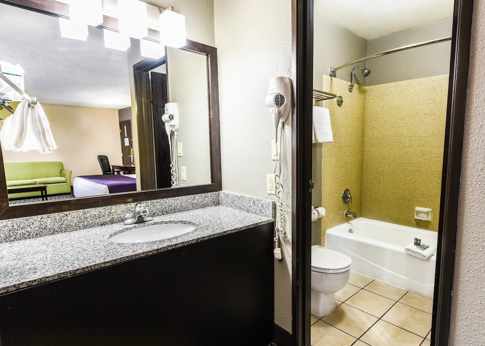 Best Western McCarran Inn 12/42