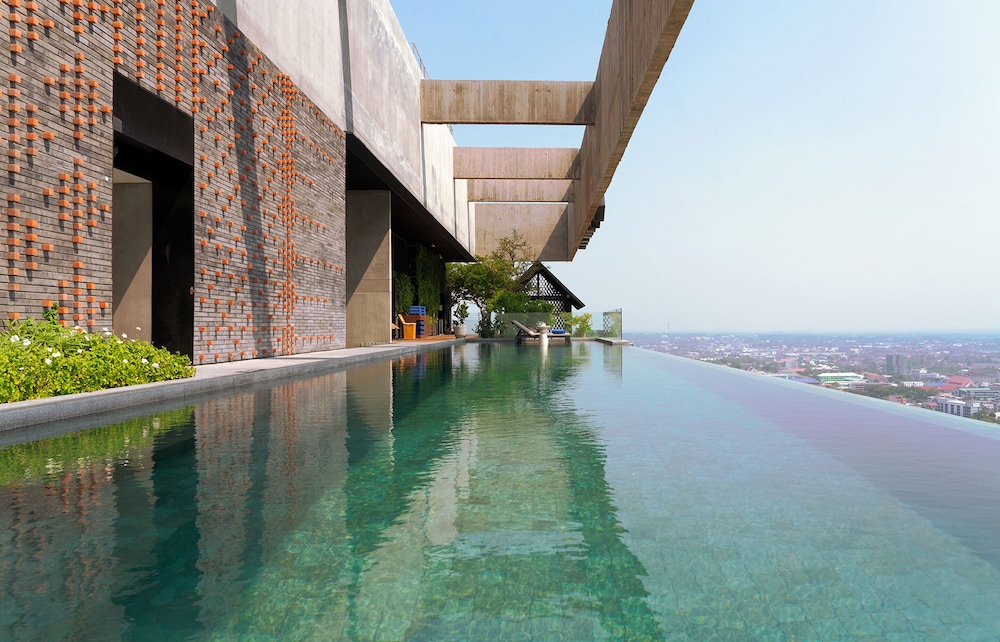 Ad Lib Hotel Khon Kaen 40/50