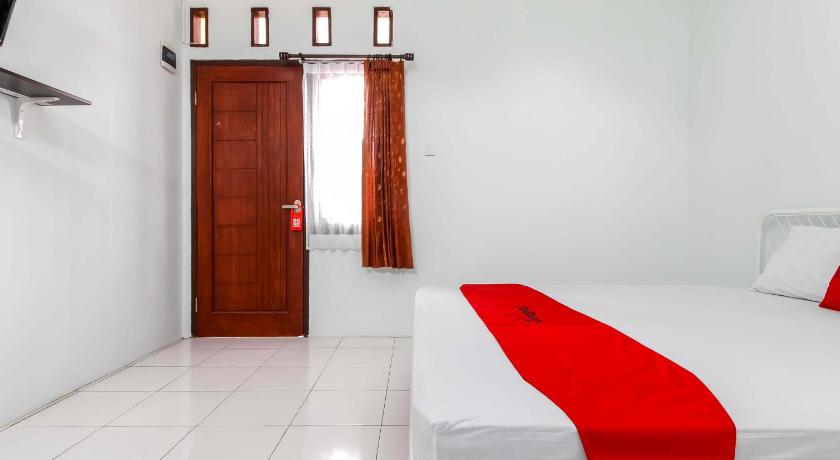 Reddoorz Jagakarsa 2 18/48