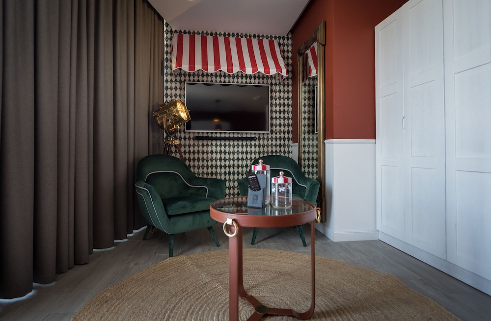 Holm Hotel And Spa 63/76