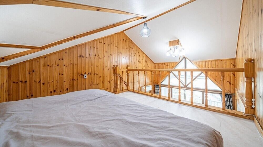 Geoje White O Pension 12/50