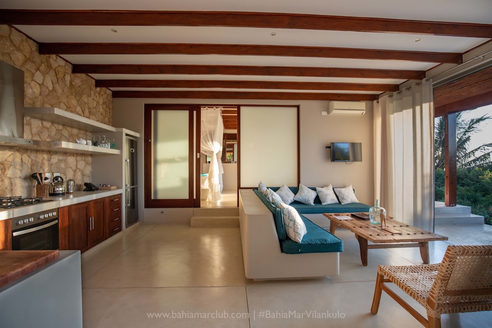 Bahia Mar Boutique Hotel 48/75