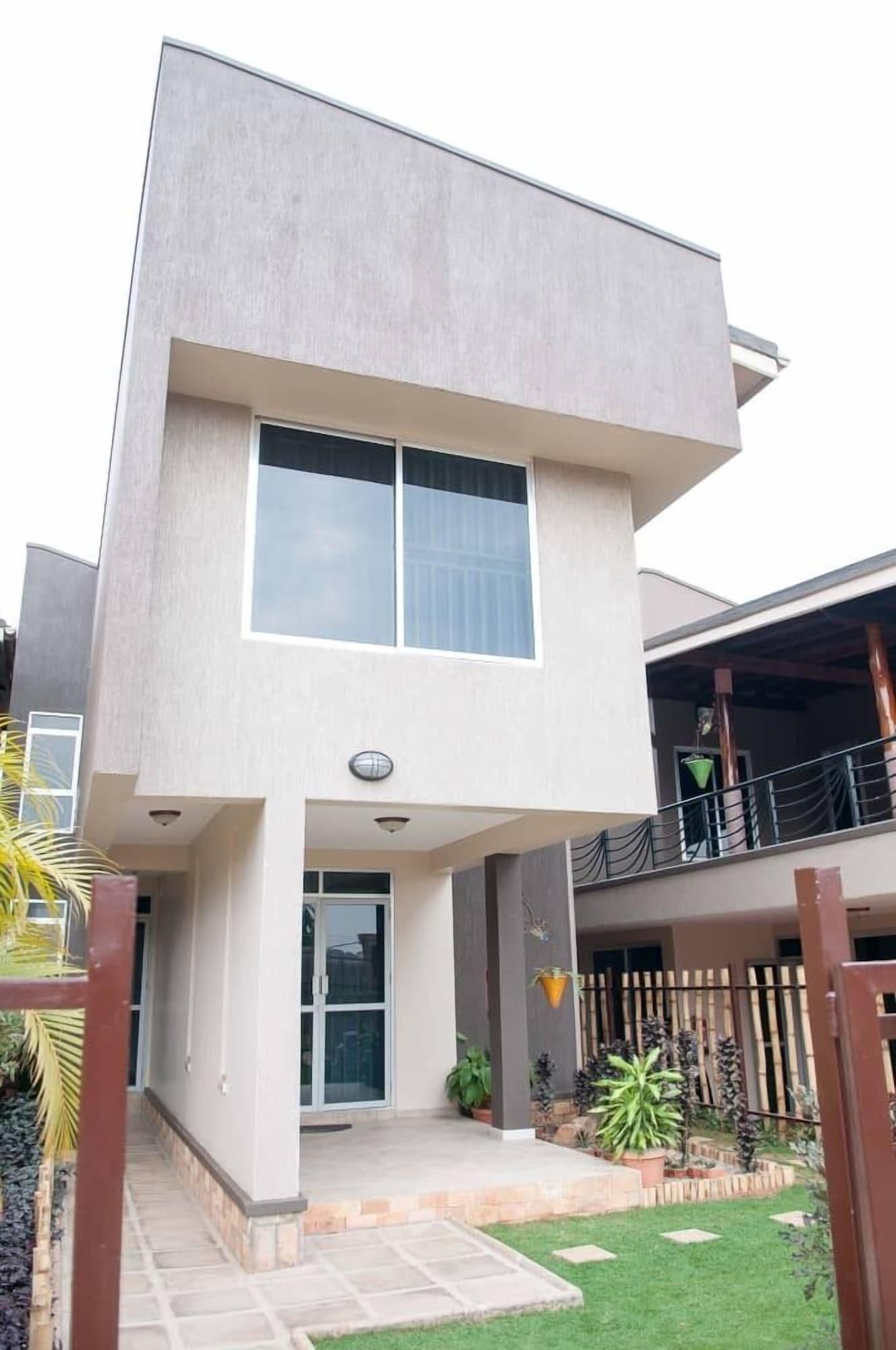 Pearl Cottages Kiwatule 1/16