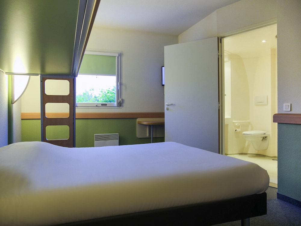 Ibis Budget Niort Est La Creche 16/32