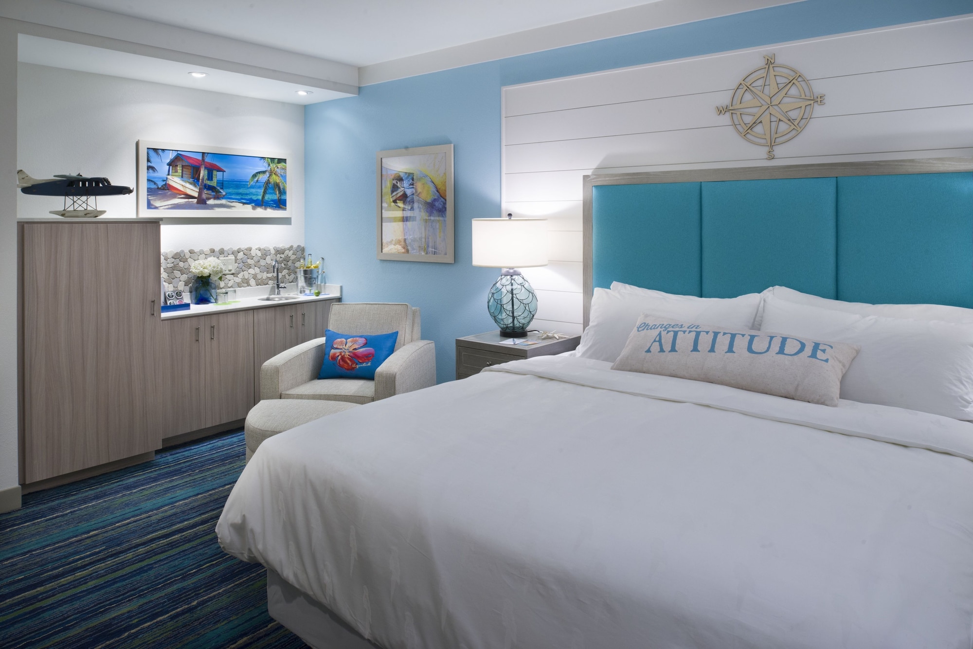 FAMILY SUITE, KING BED, SOFA, ACCESSIBLE