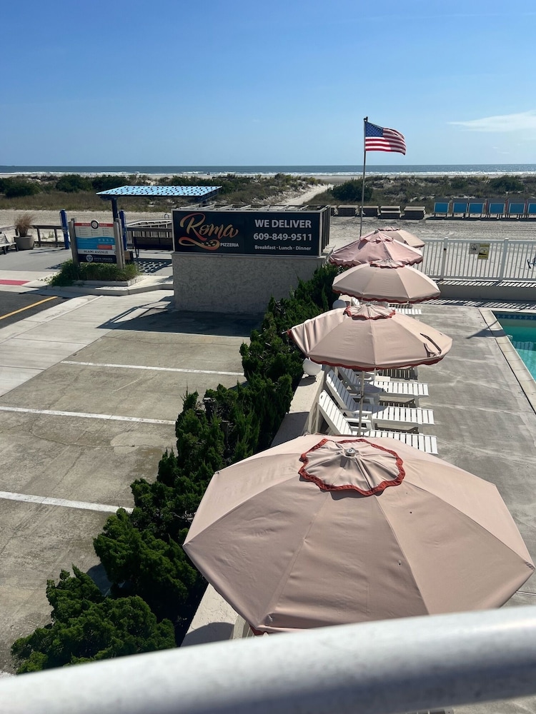 Coliseum Ocean Resort 41/64