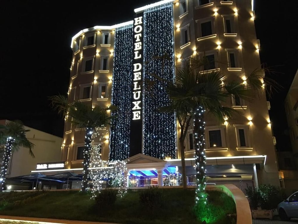 Hotel Deluxe in TIRANA