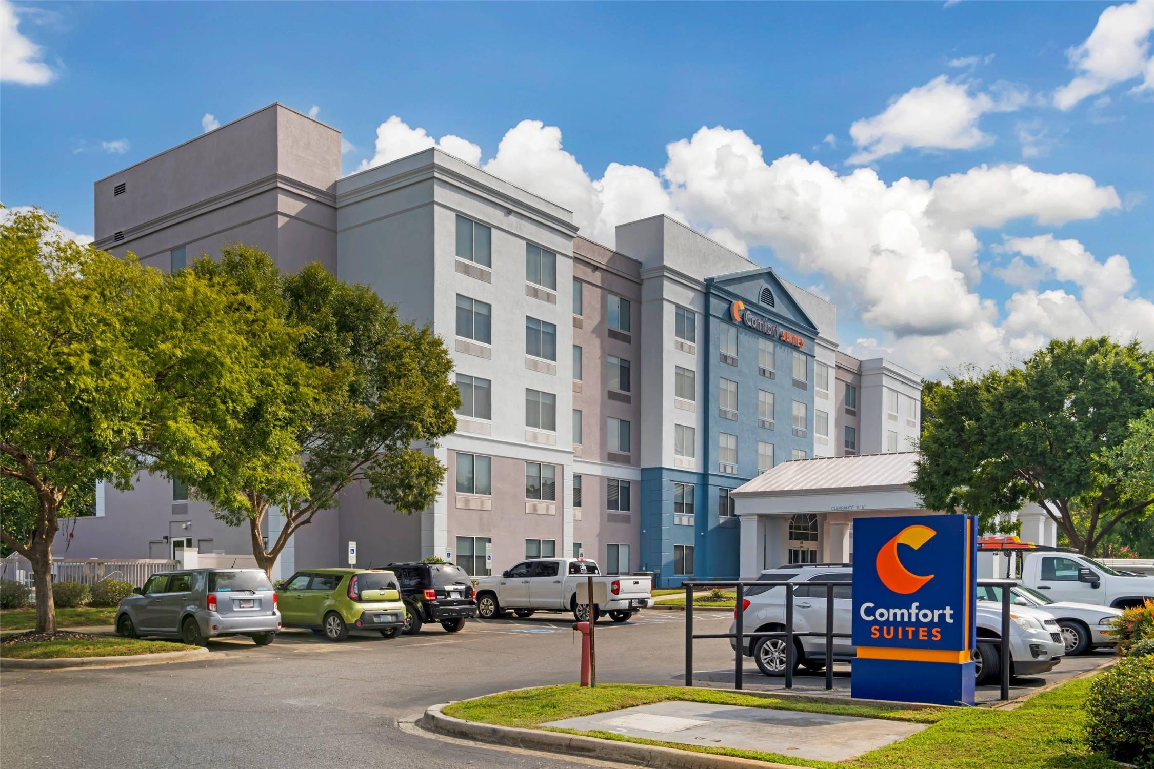 Comfort Suites Gastonia Charlotte 50/53