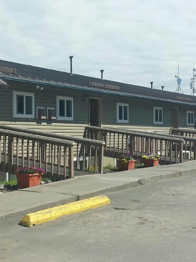 Beluga Lake Lodge 5/25