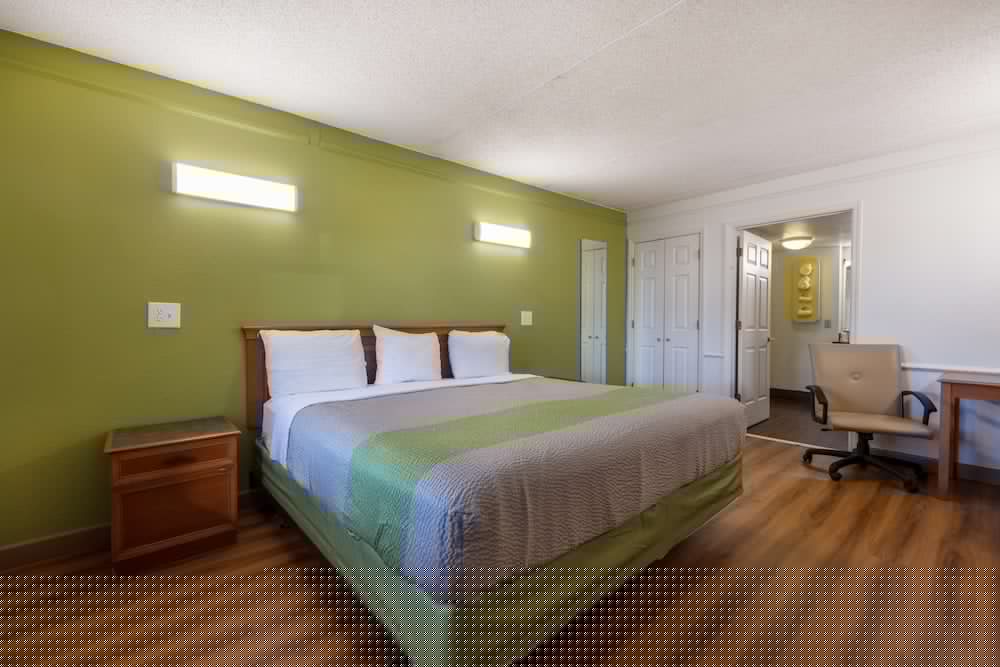 Motel6 Knoxville, TN 17/46