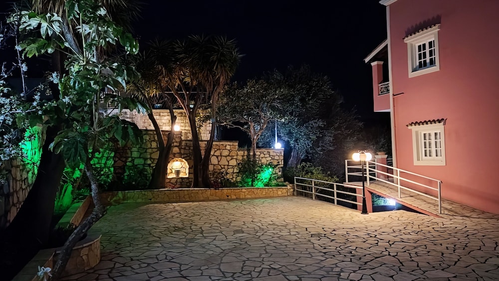 Villa Bambas 37/50