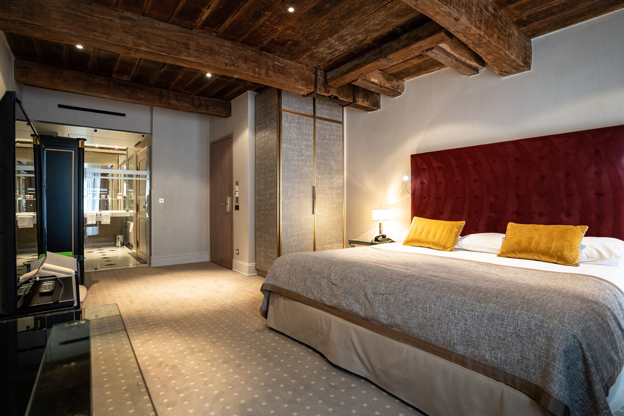 rooms