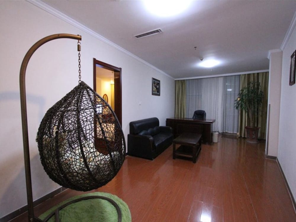 Greentree Inn Xuzhou Pizhou Xinsu Center Fuzhou Road Express Hotel 45/54