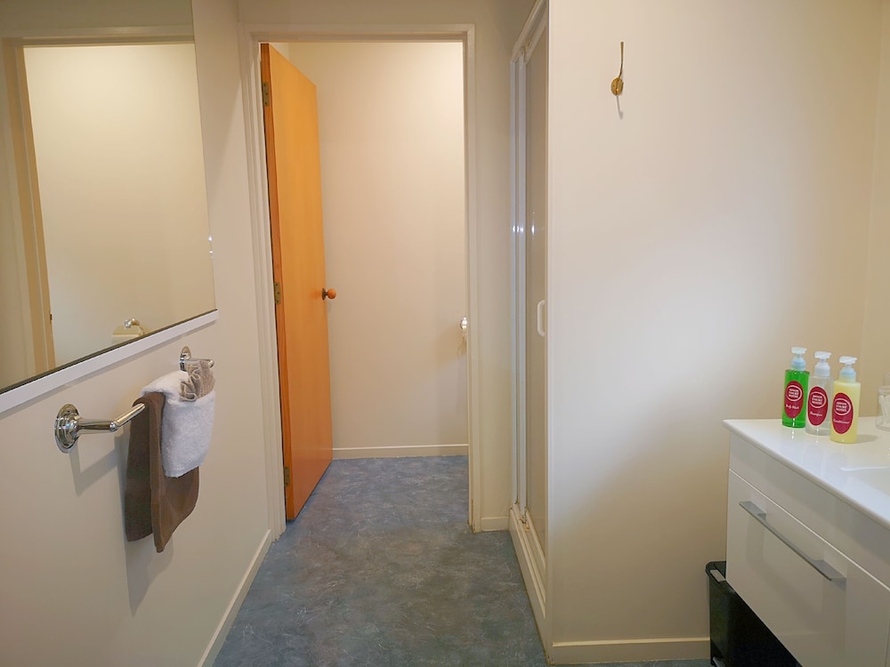 Aston Court Motel Blenheim 6/39